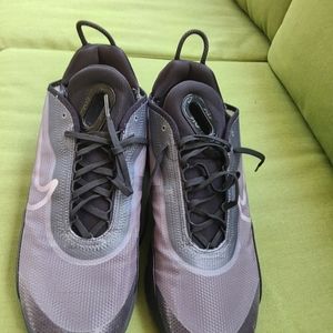 Nike Air Max 2090